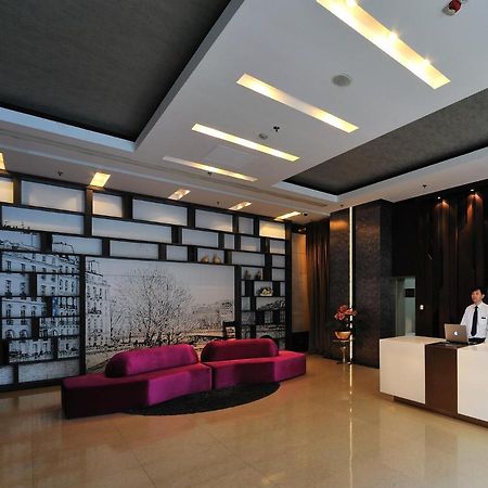 Kingtown Hotel Hongqiao Shanghai Bagian luar foto