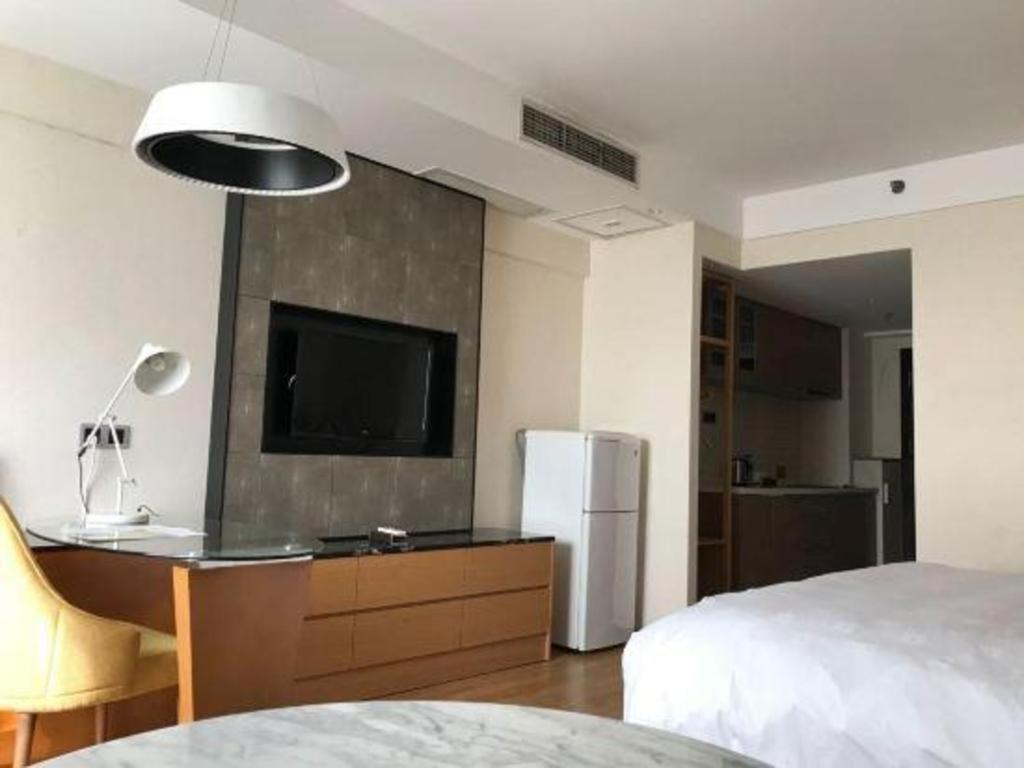 Kingtown Hotel Hongqiao Shanghai Bagian luar foto