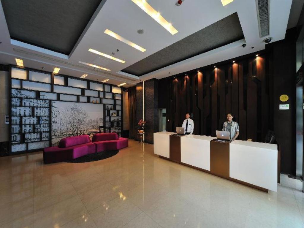 Kingtown Hotel Hongqiao Shanghai Bagian luar foto