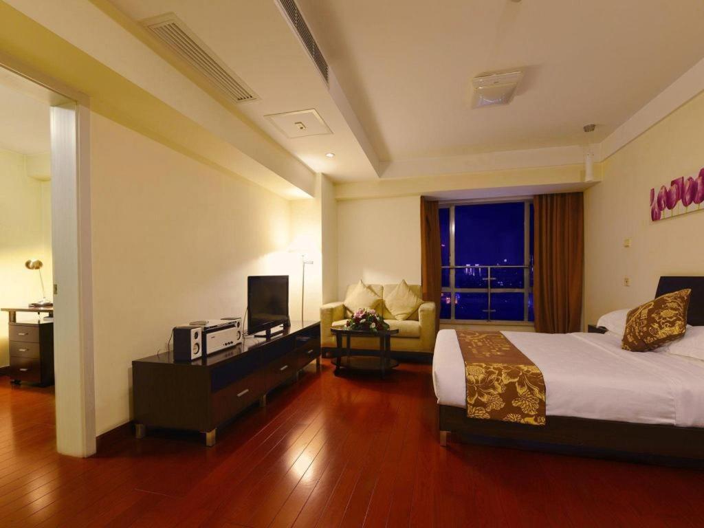 Kingtown Hotel Hongqiao Shanghai Bagian luar foto
