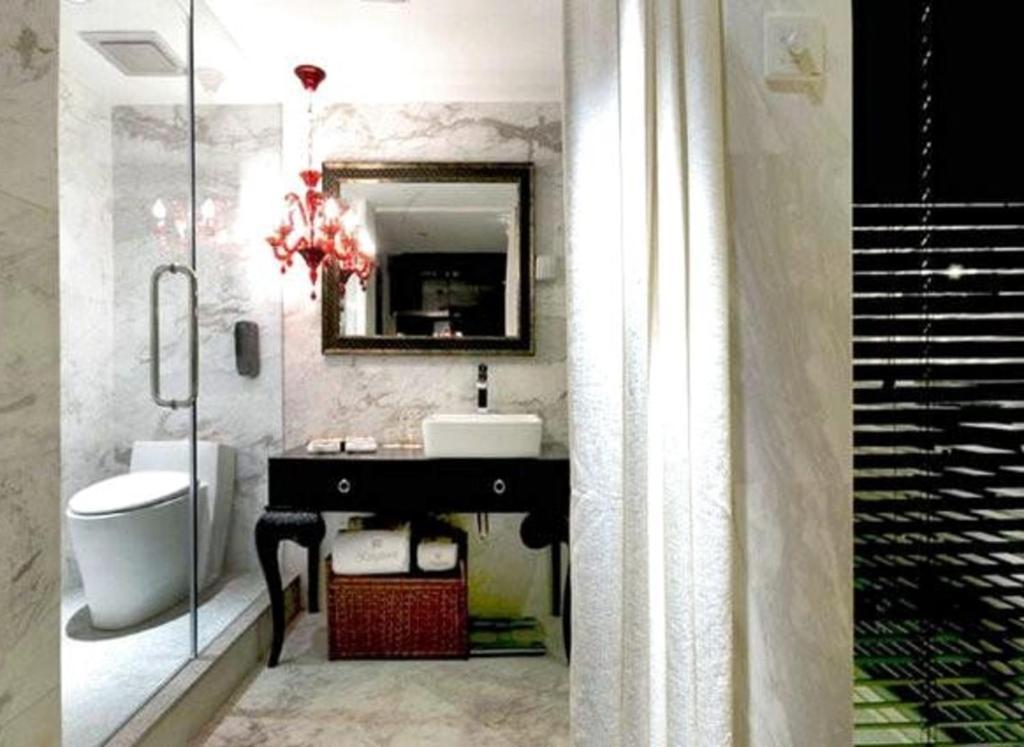 Kingtown Hotel Hongqiao Shanghai Bagian luar foto